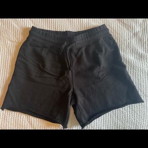 Woman’s lounge shorts
